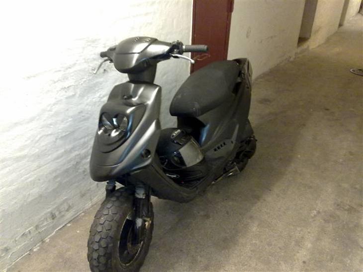 {{currentPhoto.altText}} billede {{currentPhoto.number}}