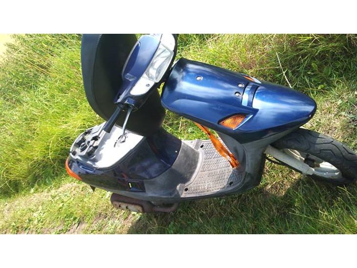 {{currentPhoto.altText}} billede {{currentPhoto.number}}