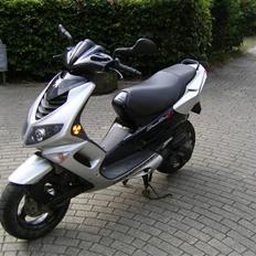 Peugeot Speedfight 2 2002 solgt