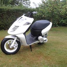 Aprilia Sonic AC (SOLGT!)