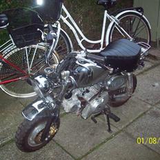 Honda Monkey skyteam "SOLGT"