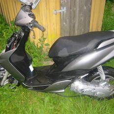 Yamaha Jog RR Byttet