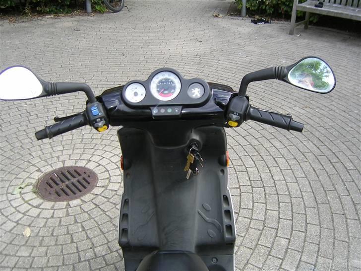 Peugeot Speedfight 2 2002 solgt billede 6