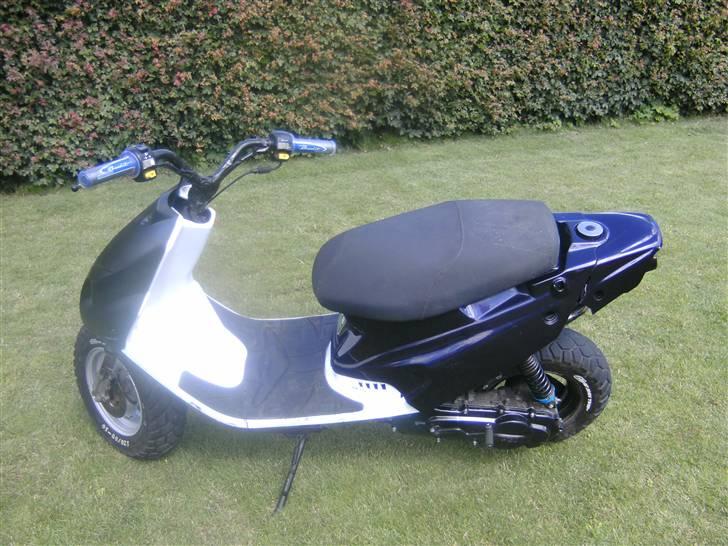 PGO hot 50 SOLGT FOR  billede 9