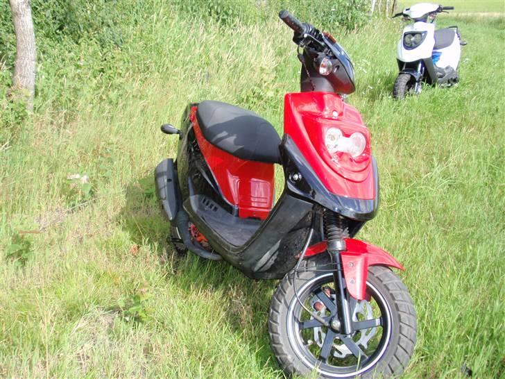 PGO Hot 50 SOLGT billede 1