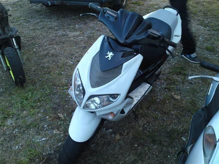Peugeot speedfight 2 byttet billede 2