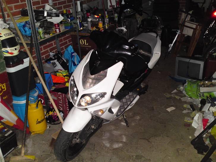 Peugeot speedfight 2 byttet billede 19