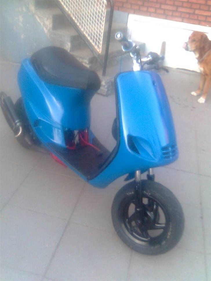 Piaggio Zip - Byttet  - utrolig dårlig kvalitet på billederne, nye kommer. billede 1