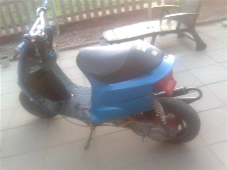 Piaggio Zip - Byttet  - utrolig dårlig kvalitet på billederne, nye kommer. billede 2