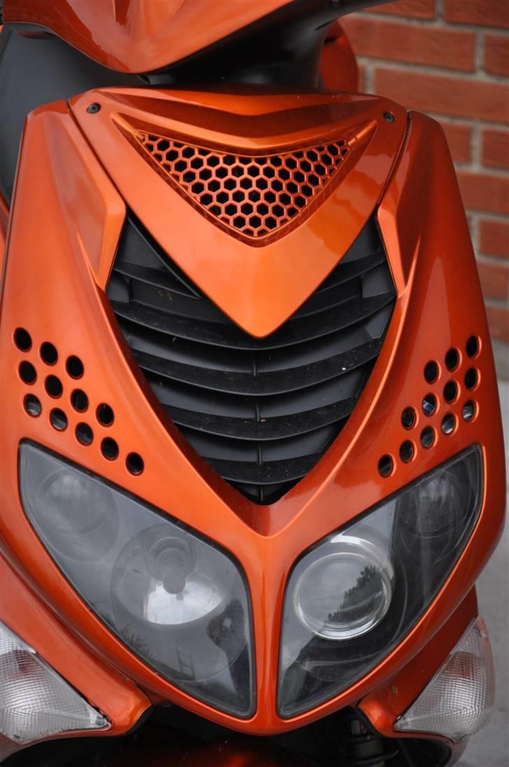 Peugeot Speedfight 2 Alu Tyren. billede 12