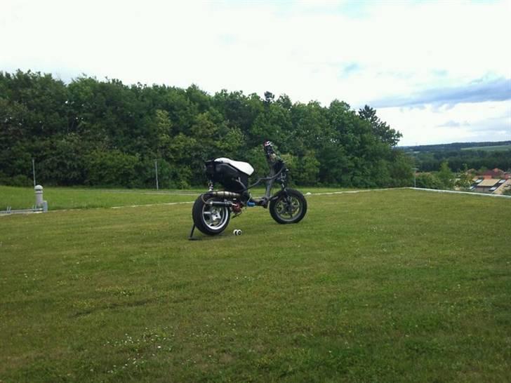 Peugeot sweetspeed 2010 billede 4