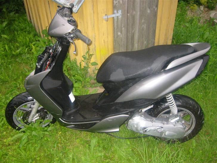 Yamaha Jog RR Byttet billede 2