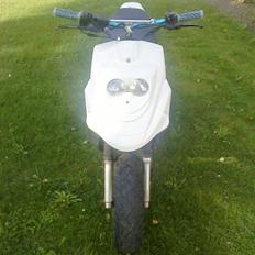 PGO Hot 50 *SMADRET*