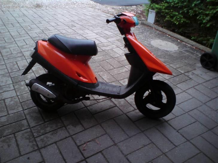 Yamaha jog as solgt billede 2