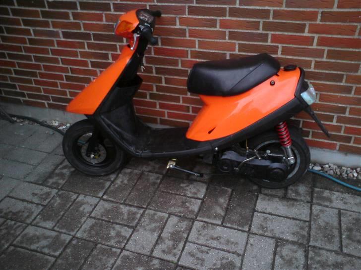 Yamaha jog as solgt billede 3