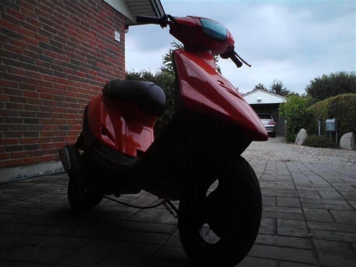 Yamaha jog as solgt billede 9