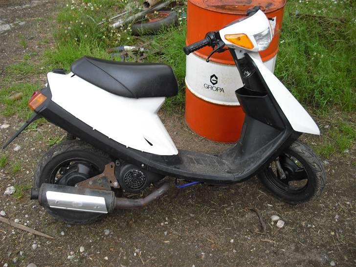 Yamaha jog Solgt billede 7