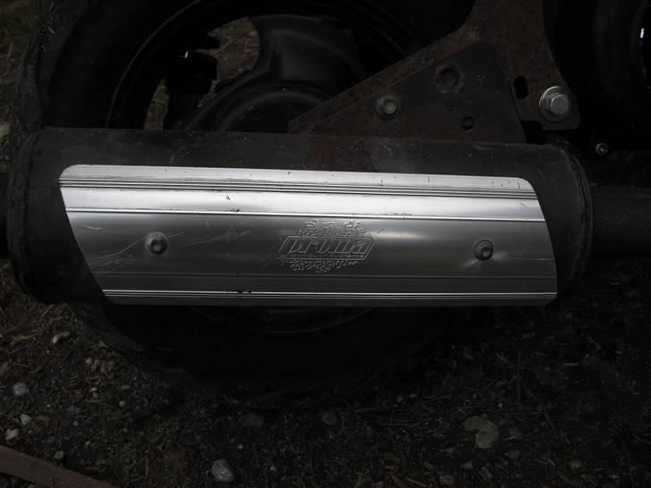 Yamaha jog Solgt billede 8