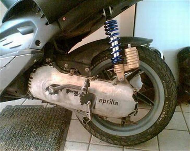 Aprilia SR50 STJÅLET billede 6