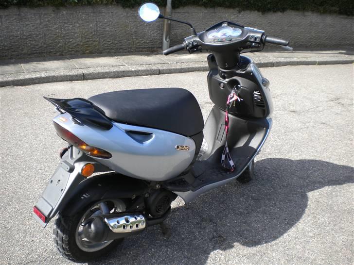 Aprilia sonic  billede 2