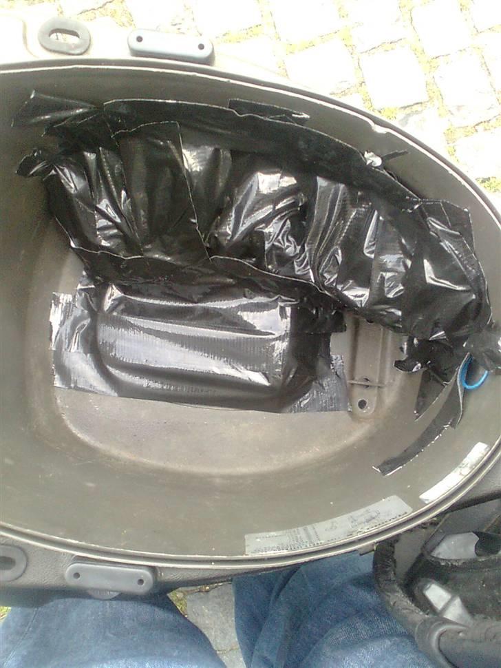 Piaggio Typhoon - Alle ledningerne ligger der, gad iik gøre mer ved det :) billede 6