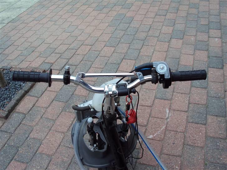 Aprilia Sonic S6R LC billede 5