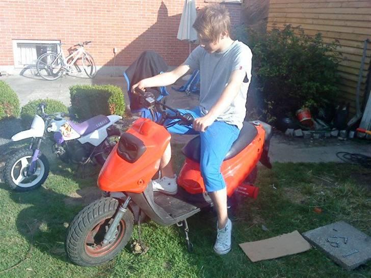 PGO Hot 50 Solgt billede 2