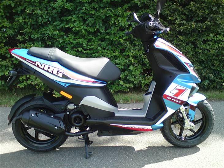 Генератор piaggio nrg