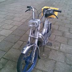 Vespa bravo  bytte med cpi