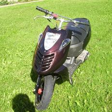 Aprilia Sonic. Kameleonen solgt