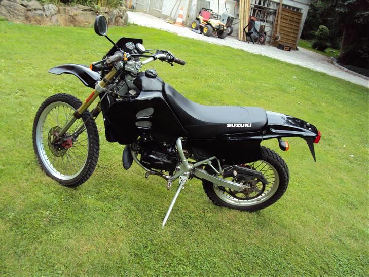 Suzuki RMX billede 3