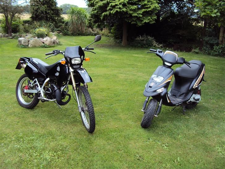 Suzuki RMX - Her er mine to diglige maskiner og hvis nogle skulle være itvivl er det min Suzuki RMX og min Gilera Stalker  billede 12