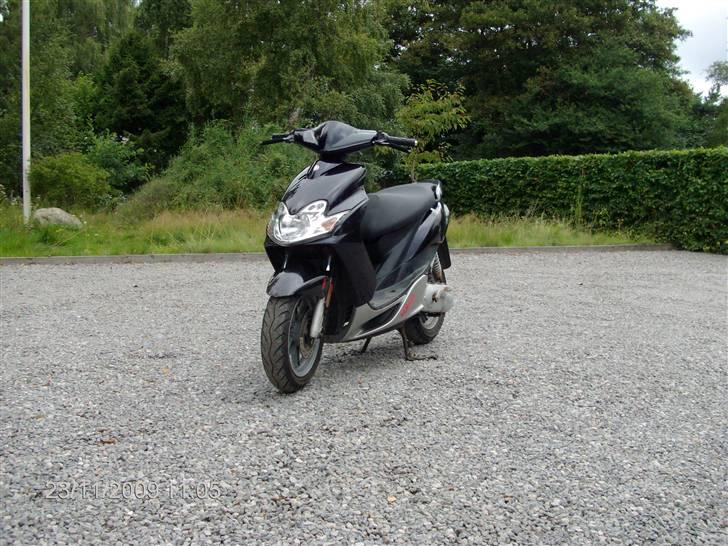 Yamaha Jog R SD solgt 5000 billede 1