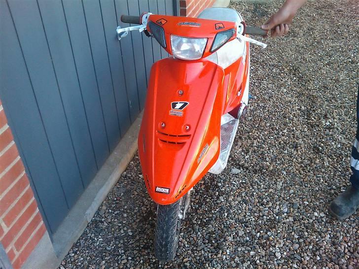 Yamaha Jog as TOTALSKADET billede 2