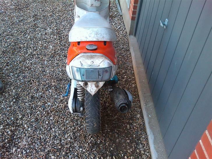 Yamaha Jog as TOTALSKADET billede 3