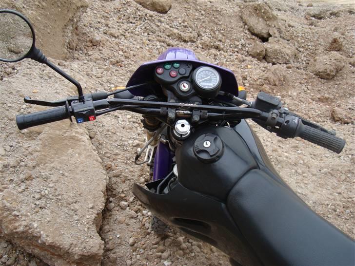 Suzuki RMX billede 9