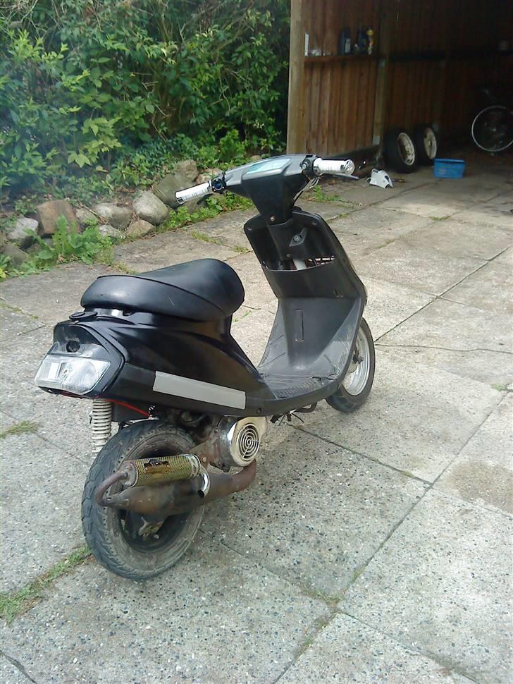 Yamaha jog as solgt :) billede 4