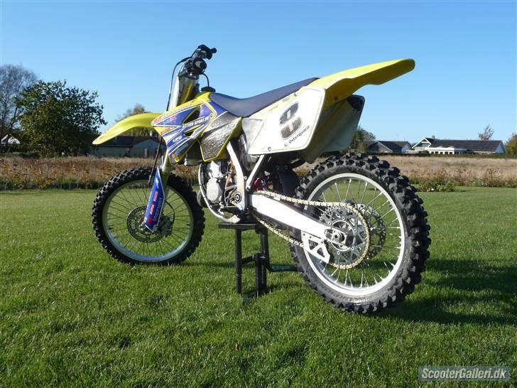 Suzuki rm 125 solgt billede 2