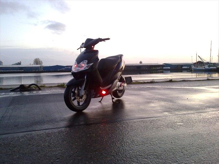 Yamaha jog r  billede 2