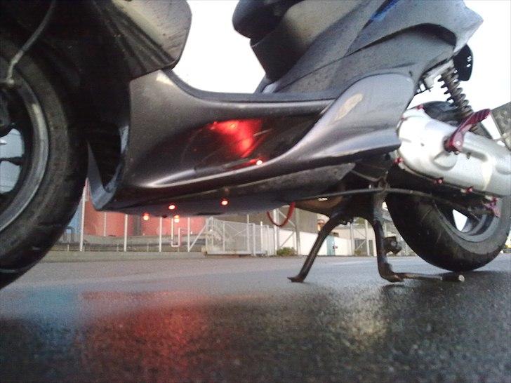 Yamaha jog r  billede 8