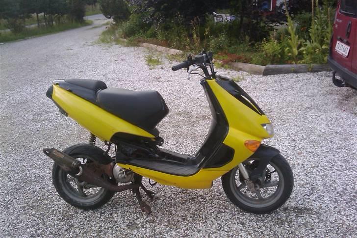 Aprilia sr50 70cc lc dd (solgt) billede 2