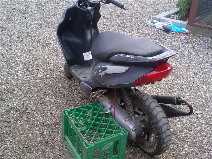 Yamaha Jog R LC BYTTET billede 3