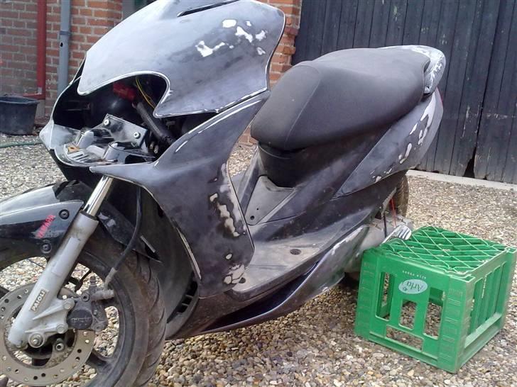 Yamaha Jog R LC BYTTET billede 4