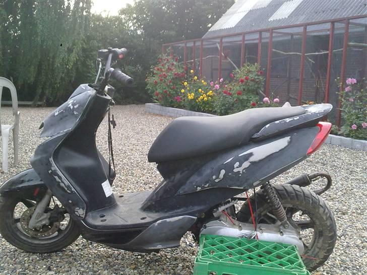 Yamaha Jog R LC BYTTET billede 6