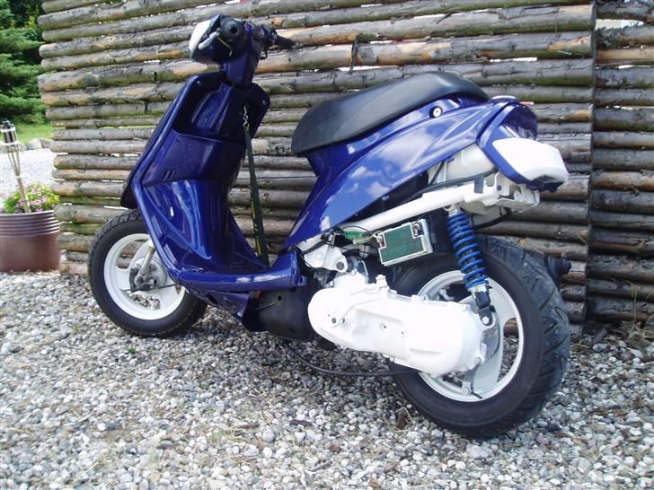 Yamaha jog as solgt billede 2