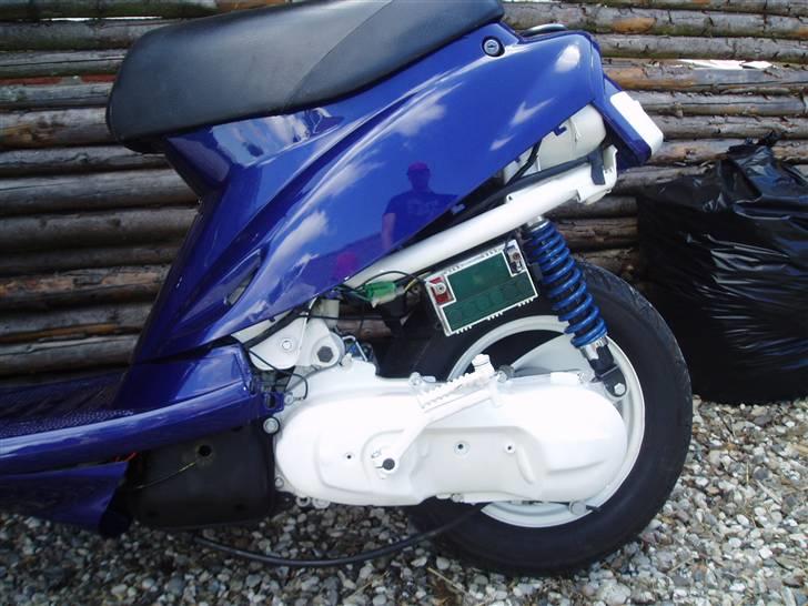 Yamaha jog as solgt billede 4