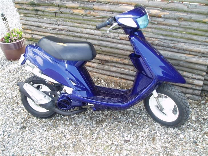 Yamaha jog as solgt billede 5