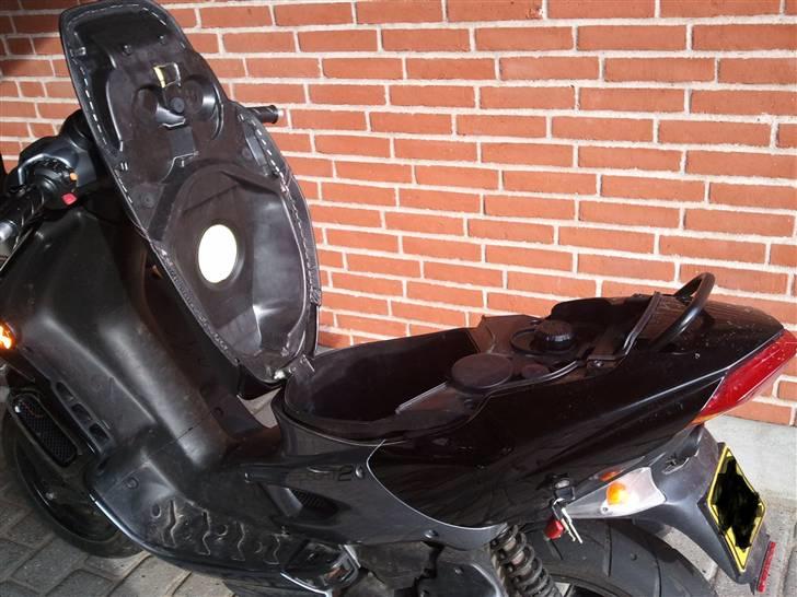 Peugeot Speedfight 2 *BYTTET* billede 4