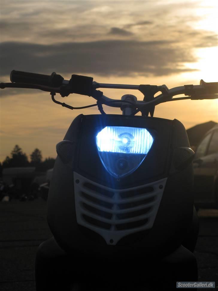 Aprilia Sonic - Byttet til (sonic - Showxenon BLÅ! billede 16