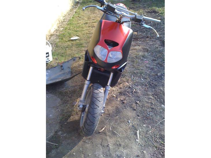 {{currentPhoto.altText}} billede {{currentPhoto.number}}